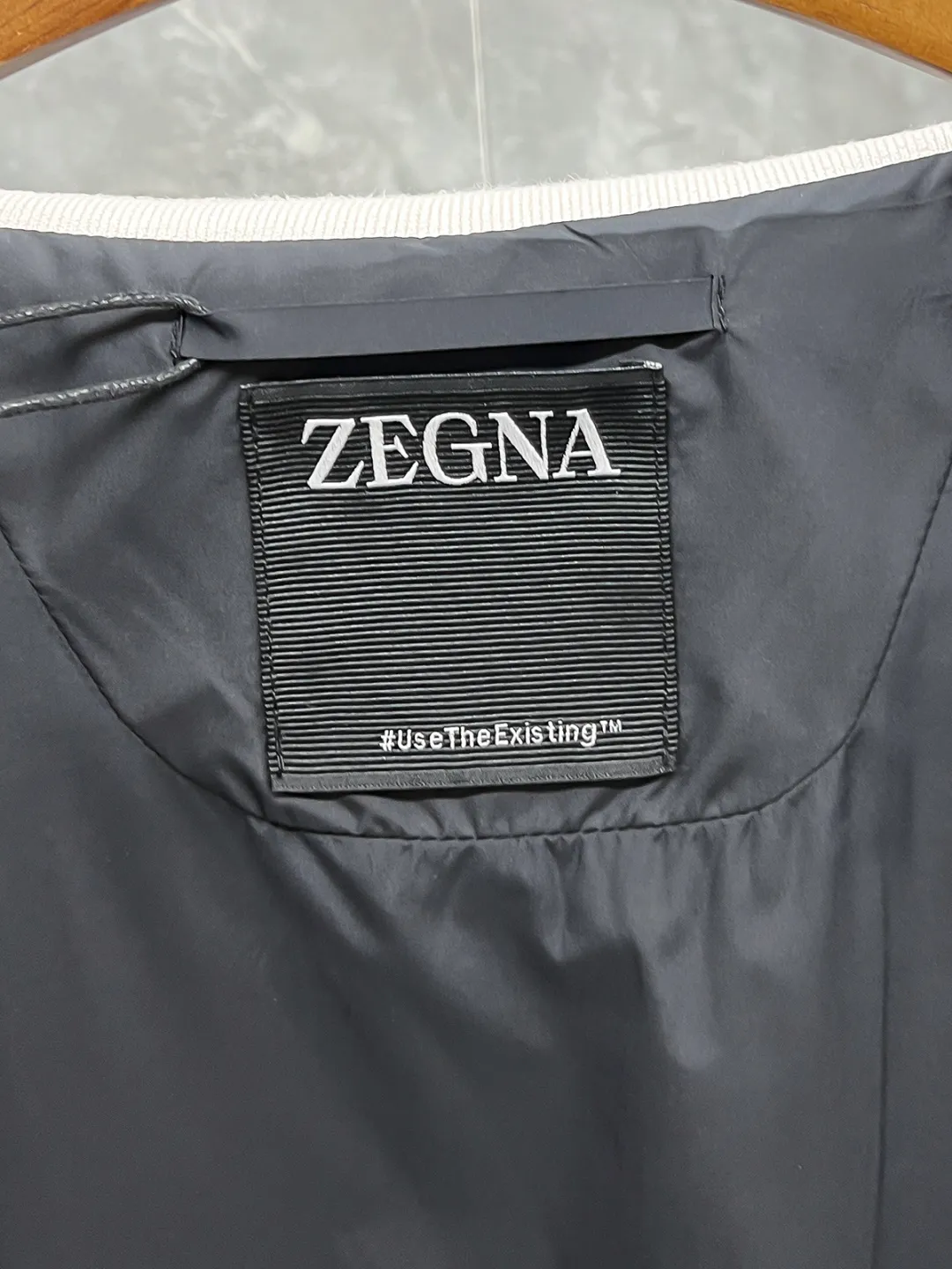 ZEGNA 26 💌ZG . 。Premium ， ， 。 ， Genuine Leather. Genuine Leather ， Quality。 ， Breathable 。 ：Black Gray Size：S-2XL（46-54 ）